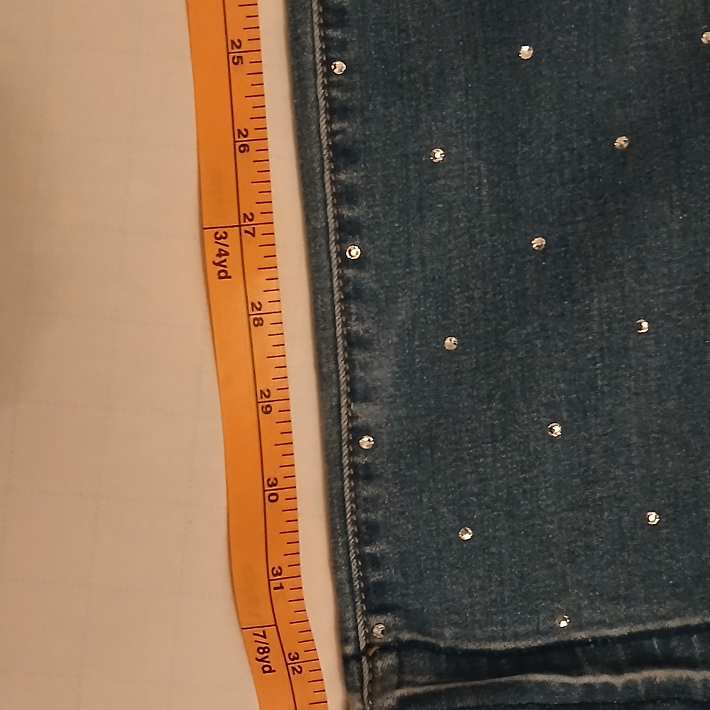 Bebe Woman's Straight Leg Mid Rise Jeans Rhinestone Size 27 Blue Denim Jeans #5A - Picture 15 of 16